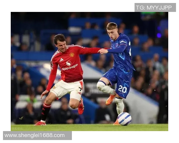 曼联稳坐英超榜首切尔西不敌热刺落至第四