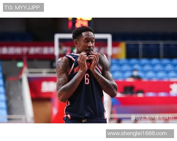 马尚布鲁克斯：从篮球场上的巨星到生活中的励志典范