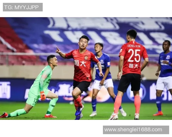 恒大与鹿岛激战正酣比分直播全程跟踪精彩瞬间不容错过